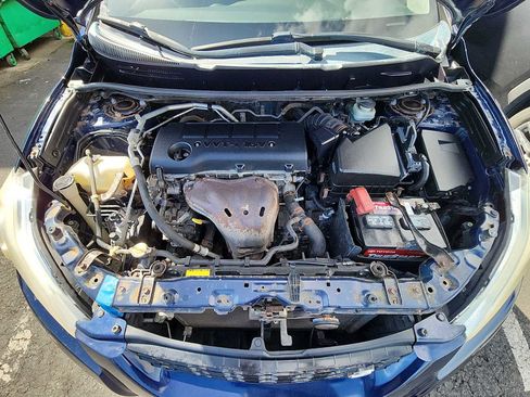 Used 2009 Toyota Matrix S image 11