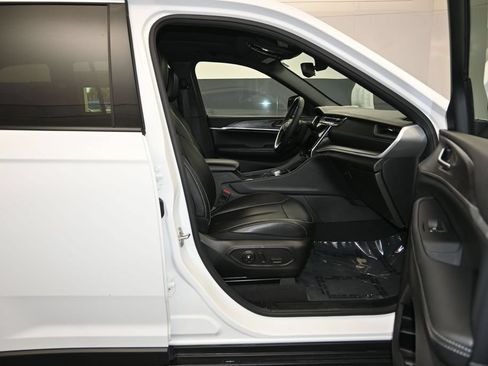 Used 2024 Jeep Grand Cherokee Limited 4xe AWD/4WD image 29