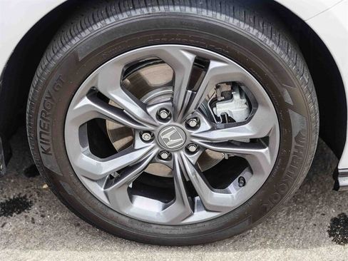 Used 2024 Honda Accord EX-L image 12