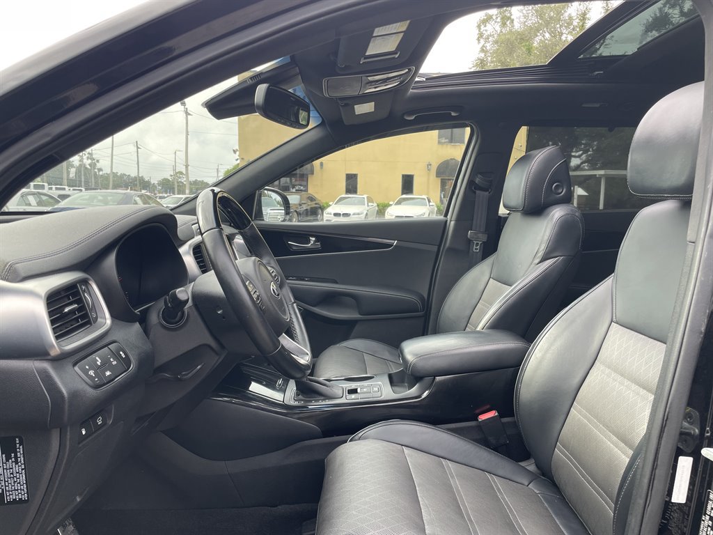 Used 2017 Kia Sorento SX FWD image 22