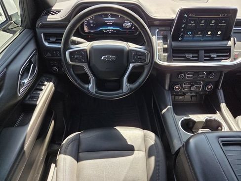 Certified 2023 Chevrolet Tahoe Z71 w/ Luxury Package AWD/4WD image 16