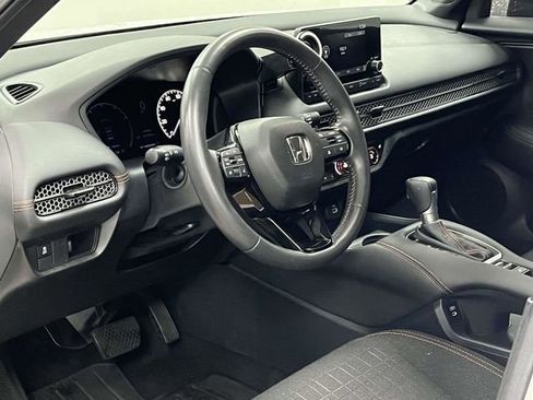 Used 2025 Honda HR-V Sport image 15