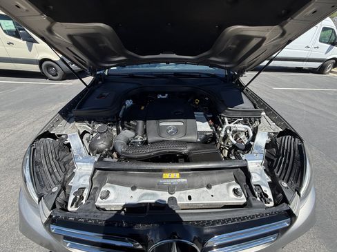 Used 2019 Mercedes-Benz GLC 300 4MATIC image 21