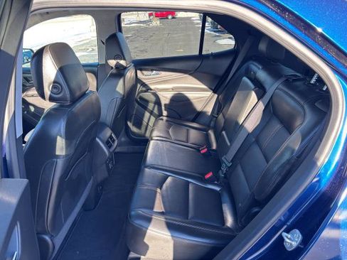 Used 2023 Chevrolet Equinox Premier image 6
