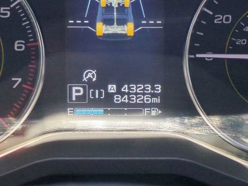 Used 2022 Subaru Crosstrek 2.5i Sport w/ Moonroof Package image 31