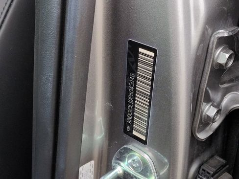 Certified 2023 Kia Niro Wind FWD image 35
