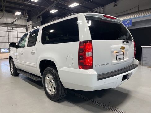 Used 2012 Chevrolet Suburban LT w/ Luxury Package AWD/4WD image 5