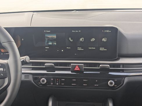 New 2026 Kia Sportage LX FWD image 19