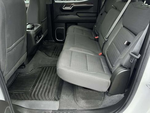 Used 2022 Chevrolet Silverado 1500 RST w/ Convenience Package II AWD/4WD image 25