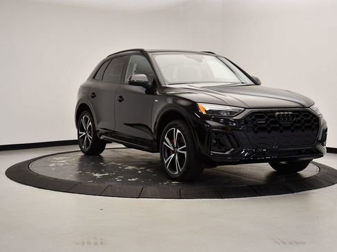 Certified 2025 Audi Q5 2.0T Premium Plus image 7