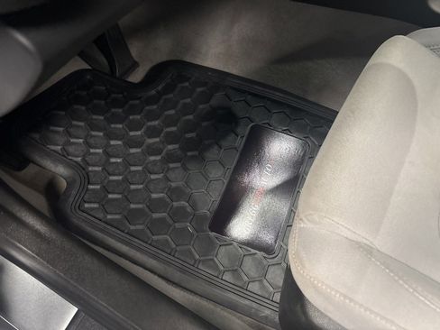 Used 2023 Chevrolet Camaro LT image 12