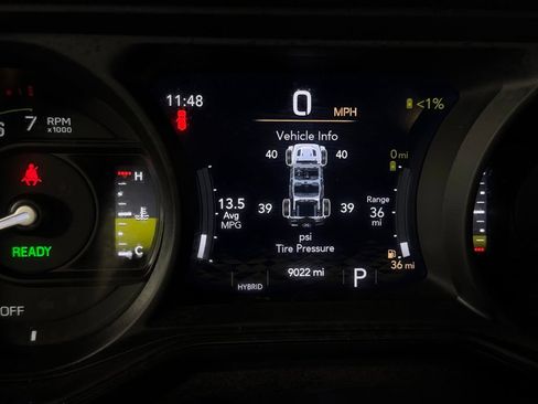 Used 2024 Jeep Wrangler Unlimited AWD/4WD image 16