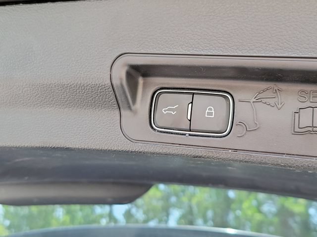 Used 2020 Ford Explorer ST w/ ST Street Pack AWD/4WD image 10