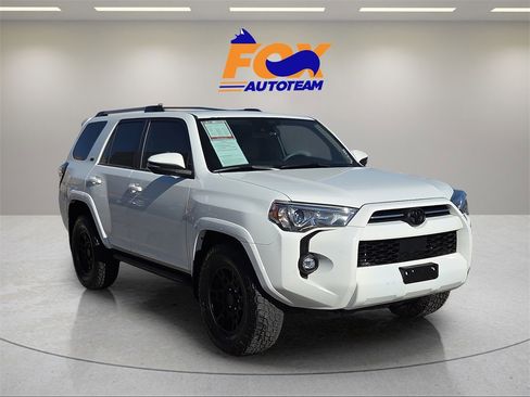 Certified 2022 Toyota 4Runner SR5 Premium image 7