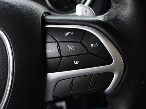 Used 2018 Dodge Challenger GT w/ Driver Convenience Group AWD/4WD image 33