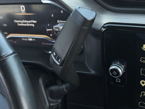 Used 2025 GMC Sierra 2500 Denali Ultimate image 19