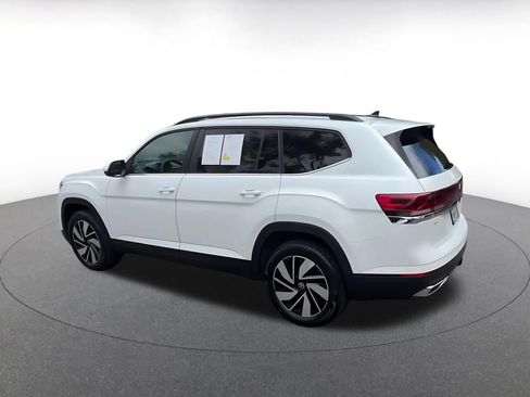 Used 2026 Volkswagen Atlas SE FWD image 9