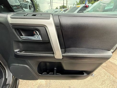 Used 2016 Toyota 4Runner SR5 Premium RWD image 22