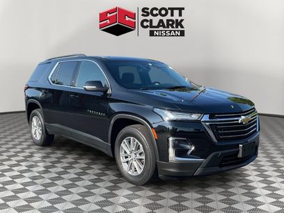 Used 2023 Chevrolet Traverse LT
