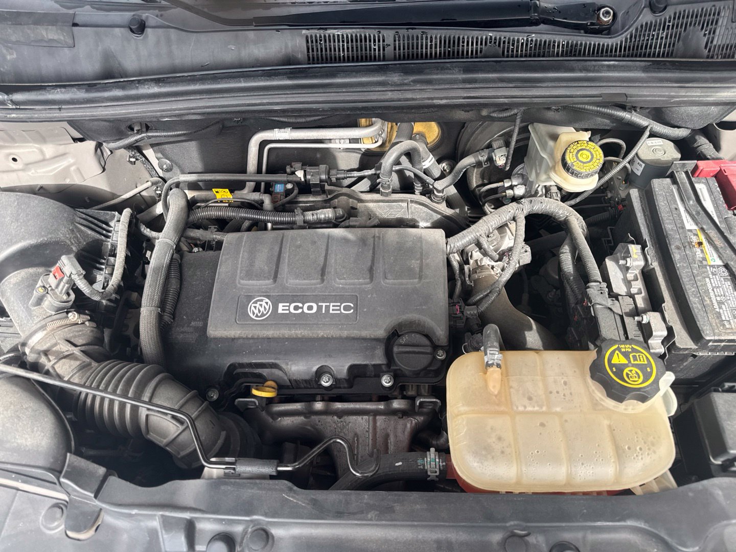 Used 2014 Buick Encore FWD image 30