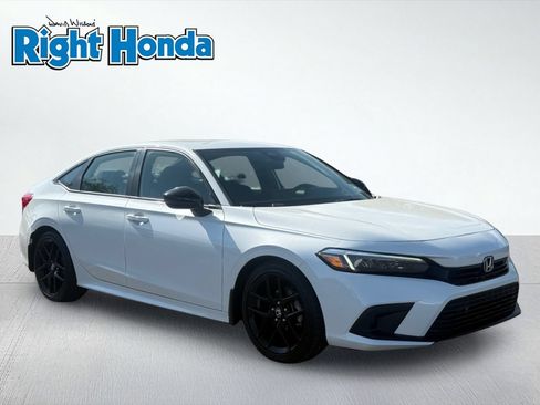 Used 2024 Honda Civic Sport image 10
