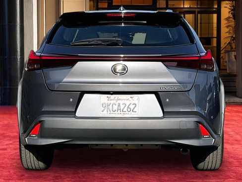 Used 2024 Lexus UX 250h FWD image 4