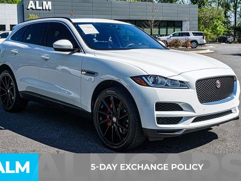 Used 2020 Jaguar F-PACE Premium image 4