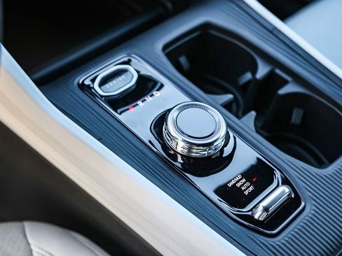 New 2026 Jeep Cherokee Laredo image 20