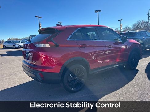 Used 2024 Mitsubishi Eclipse Cross LE image 8