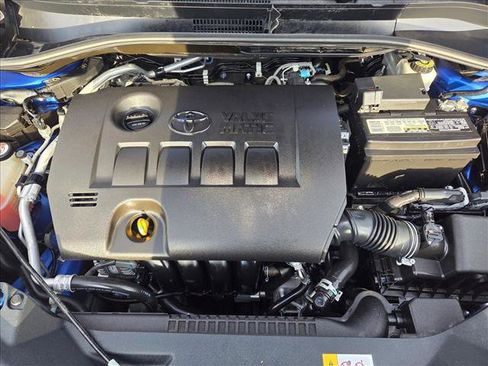 Used 2018 Toyota C-HR XLE image 21