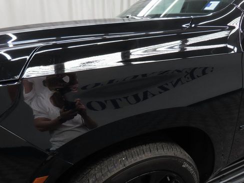 Used 2025 Chevrolet Suburban Premier image 49