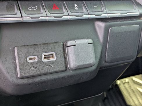Used 2022 Chevrolet Silverado 2500 W/T w/ WT Convenience Package RWD image 28