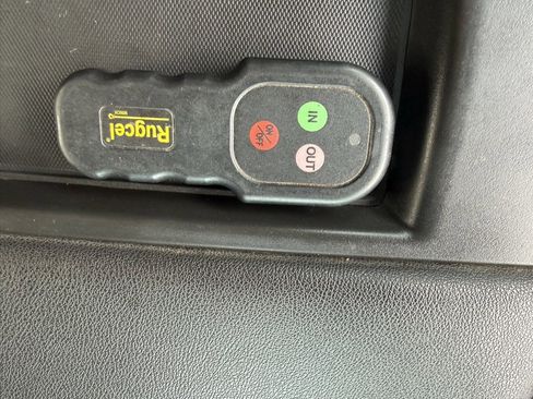 Used 2022 Chevrolet Silverado 2500 Custom w/ Custom Value Package image 26