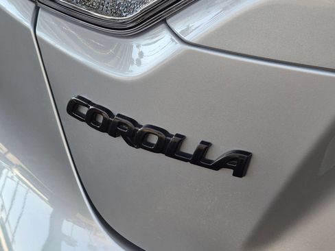 Used 2026 Toyota Corolla SE FWD image 29