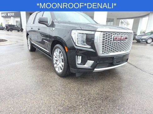 Used 2024 GMC Yukon XL Denali w/ Advanced Technology Package AWD/4WD image 3