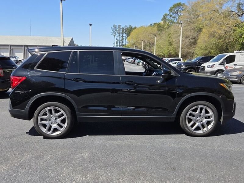 Used 2025 Honda Passport EX-L image 15