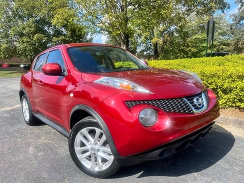 Used 2012 Nissan Juke SV FWD image 4