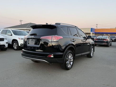 Used 2017 Toyota RAV4 Platinum FWD image 6
