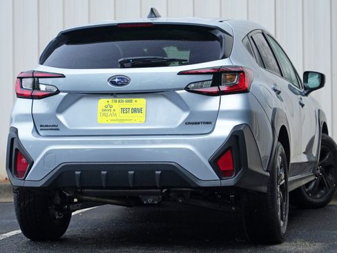 Used 2026 Subaru Crosstrek 2.5i AWD/4WD image 5
