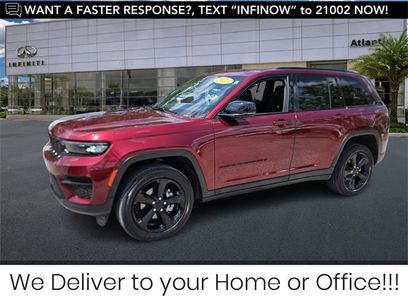 Used 2023 Jeep Grand Cherokee Altitude
