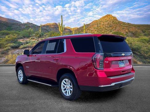 Used 2025 Chevrolet Tahoe LS RWD image 7
