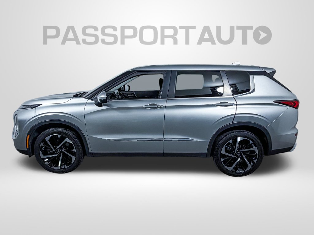 Used 2022 Mitsubishi Outlander SE AWD/4WD image 9