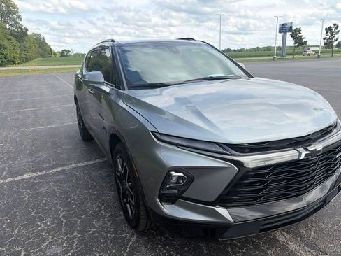 Used 2023 Chevrolet Blazer RS w/ Enhanced Convenience Package FWD image 7