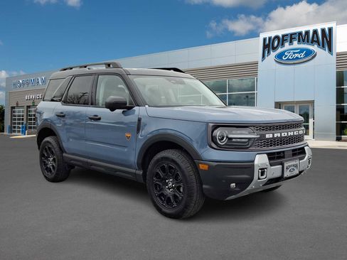 Used 2025 Ford Bronco Sport Badlands image 1