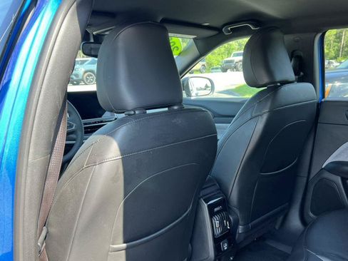 Used 2024 Jeep Compass Latitude AWD/4WD image 32