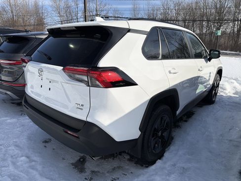 Used 2023 Toyota RAV4 XLE w/ Convenience Package image 7