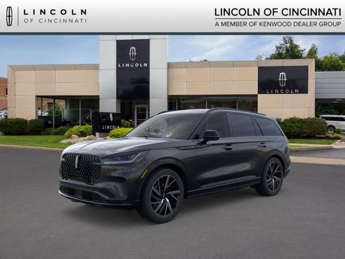 New 2026 Lincoln Aviator Black Label w/ Jet Appearance Package AWD/4WD image 1