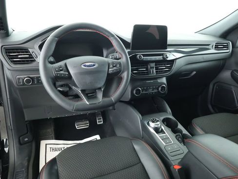 Used 2024 Ford Escape ST-Line image 10