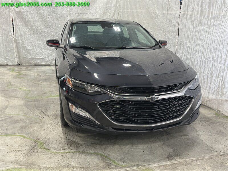 Used 2023 Chevrolet Malibu LT w/ Redline Edition FWD image 32