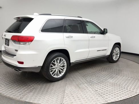 Used 2017 Jeep Grand Cherokee Summit image 2